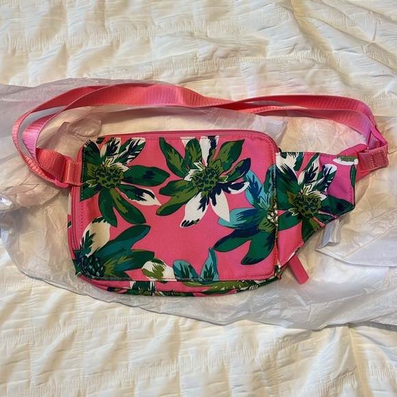 NWOT Vera Bradley Belt Bag - Picture 3 of 8